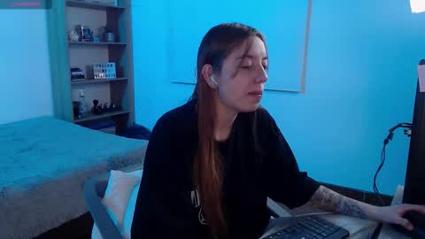 Snapshot of mangxx chatting on 09.15.25 Danny online show from 09.15.25