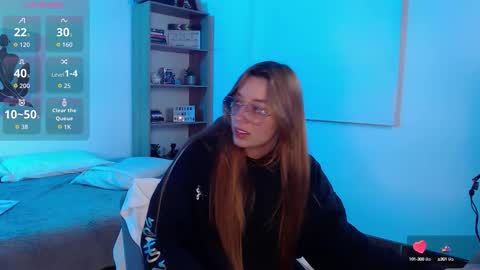 Snapshot of mangxx chatting on 09.18.25 Danny online show from 09.18.25