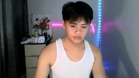 Snapshot of manhattan_men18 chatting on 03.09.25 JM18 online show from 03.09.25