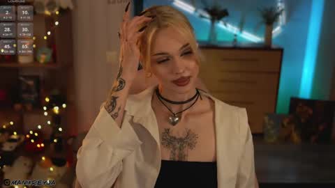 Amelie online show from 04.15.26