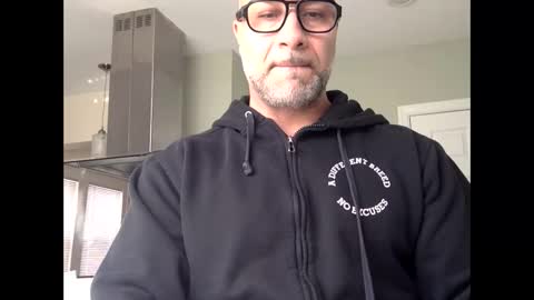 Snapshot of manny77977 chatting on 11.19.25 david 77977 online show from 11.19.25