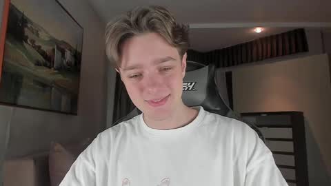 Snapshot of mannyforreal chatting on 03.09.25 mannyforreal online show from 03.09.25