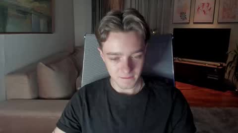 Snapshot of mannyforreal chatting on 11.16.25 mannyforreal online show from 11.16.25