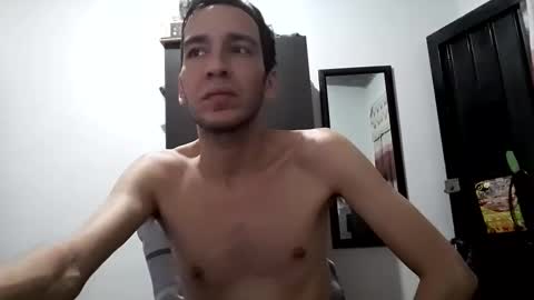 Snapshot of manolo8020 chatting on 02.19.26 manolo8020 online show from 02.19.26