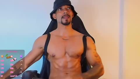 Snapshot of manolo_hot1 chatting on 01.28.25 Manolo Hot 1 online show from 01.28.25