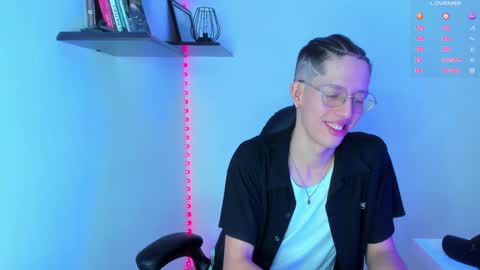 Manuel online show from 01.11.25