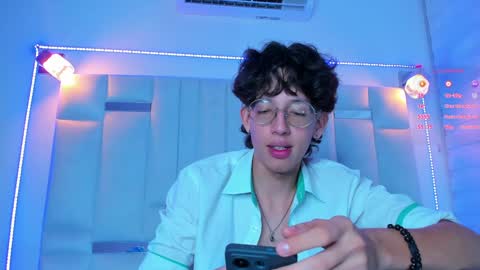 Manuel online show from 01.17.25