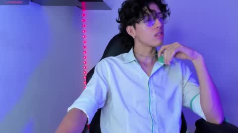 Manuel online show from 02.22.25