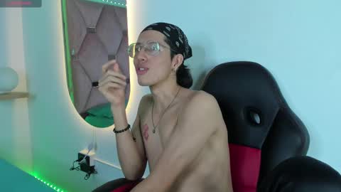 Manuel online show from 03.04.25