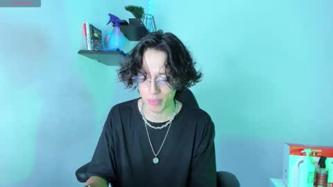 Manuel online show from 11.02.25