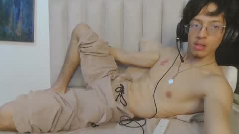 Snapshot of manu_vera8 chatting on 05.27.26 Manuel online show from 05.27.26