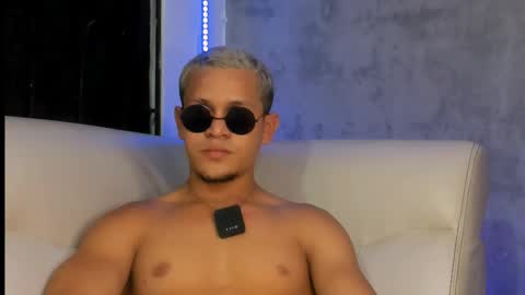 Manuel online show from 12.02.25