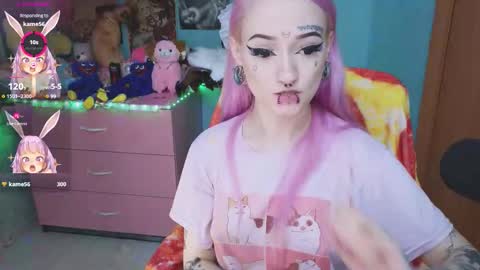 Snapshot of manuela_unicorn chatting on 09.18.25 Manuela online show from 09.18.25