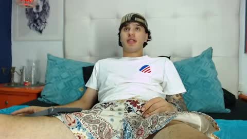 Manuel online show from 04.11.26