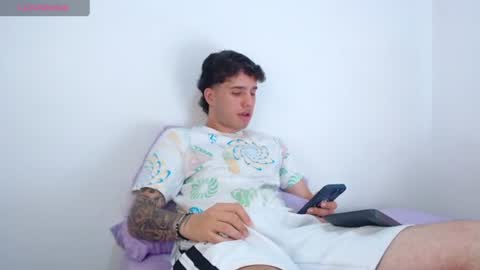 Manuel online show from 06.12.26