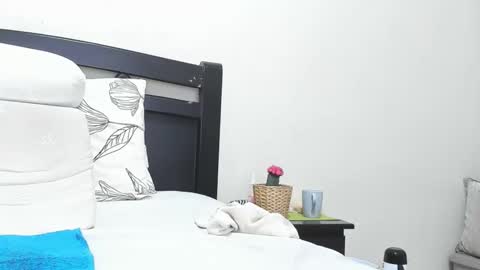 Mara online show from 04.17.26