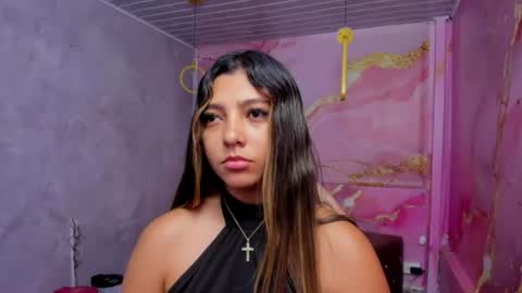 maraluna__ online show from 07.06.26