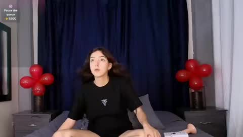 Snapshot of marcelaa_fox chatting on 01.30.25 Marcela online show from 01.30.25