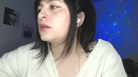 Snapshot of marceline_uu chatting on 02.27.25 M A R C I online show from 02.27.25