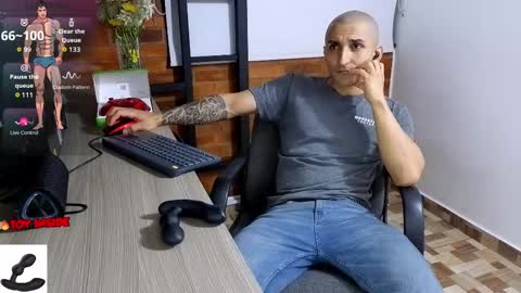 Marck  Independent model  online show from 01.13.26