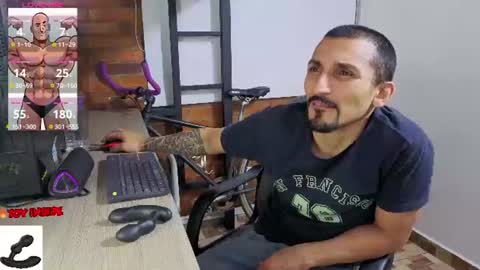 Snapshot of marckmuscle chatting on 06.27.26 Marck Independent model online show from 06.27.26