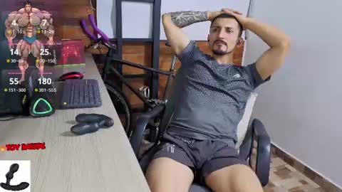 Snapshot of marckmuscle chatting on 07.17.26 Marck Independent model online show from 07.17.26
