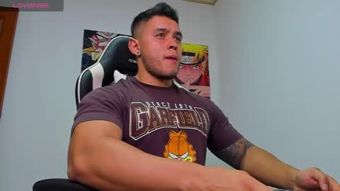 Snapshot of marco_diaz1 chatting on 05.17.26 Marco Diaz online show from 05.17.26