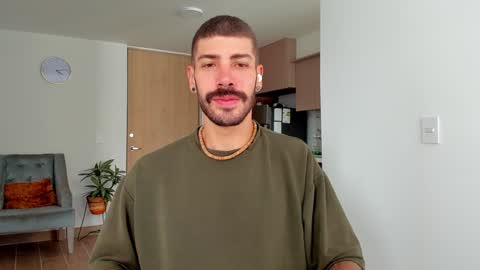 Snapshot of marco_tahani_ chatting on 01.06.25 Marco IG marco tahani online show from 01.06.25