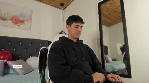 Snapshot of marcos_vieyra chatting on 07.14.26 marcos_vieyra online show from 07.14.26