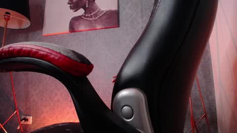 Snapshot of marcus_hanks chatting on 02.21.25 Marcus Hanks online show from 02.21.25