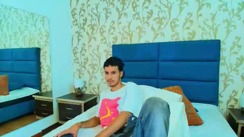 Snapshot of marcus_jeron chatting on 10.04.25 marcus_jeron online show from 10.04.25