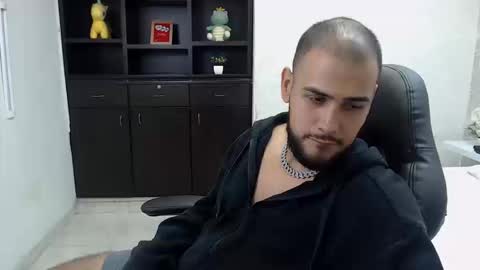 Snapshot of marcus_soler chatting on 09.12.25 marcus_soler online show from 09.12.25