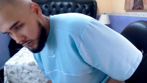 Snapshot of marcus_soler chatting on 09.24.25 marcus_soler online show from 09.24.25