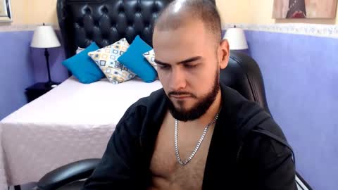 Snapshot of marcus_soler chatting on 10.06.25 marcus_soler online show from 10.06.25