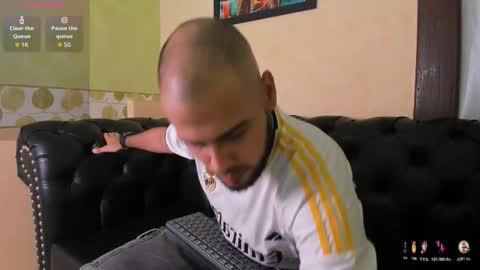 Snapshot of marcus_soler chatting on 11.24.25 marcus_soler online show from 11.24.25