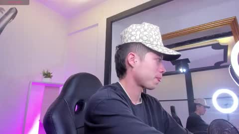 Snapshot of marcuscollins1_ chatting on 11.11.25 Marcus online show from 11.11.25