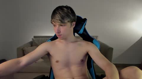 Snapshot of marcussmit chatting on 02.19.25 Marcus online show from 02.19.25