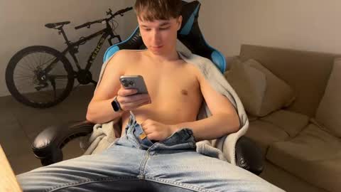 Snapshot of marcussmit chatting on 10.20.25 Marcus online show from 10.20.25