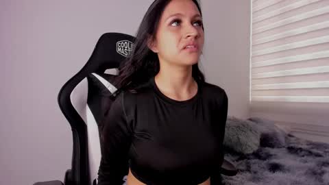 Snapshot of mardybum_ chatting on 02.13.25 Maria online show from 02.13.25