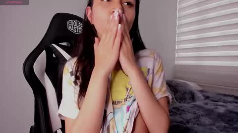 Snapshot of mardybum_ chatting on 03.04.25 Maria online show from 03.04.25