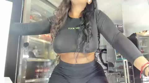 Mareia online show from 12.18.24