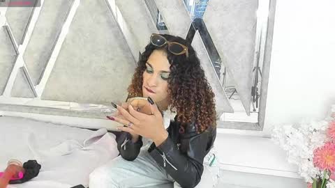 marfilastrom online show from 12.20.24