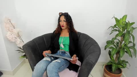 marfilastrom online show from 01.26.25