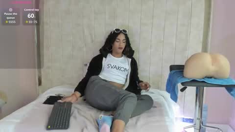 marfilastrom online show from 09.24.25