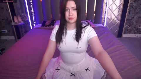 Snapshot of margaritagrey chatting on 05.22.26 margaritagrey online show from 05.22.26