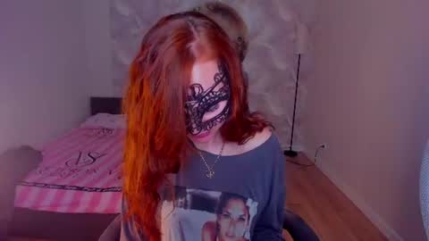 Margo Kellly online show from 06.27.26