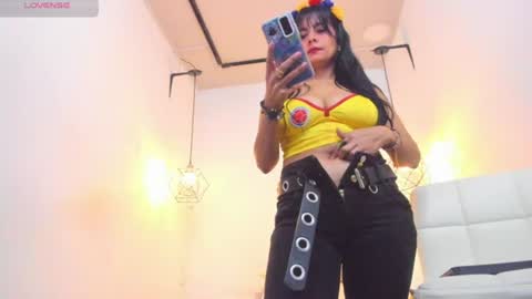 Snapshot of margot1__ chatting on 06.18.26 Georgia online show from 06.18.26