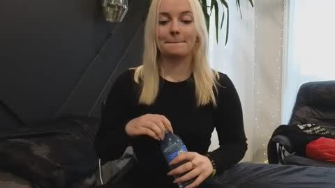 margot_robbie7 online show from 03.06.25