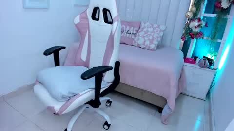 Margot  online show from 02.04.26