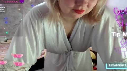 Mari online show from 02.28.25